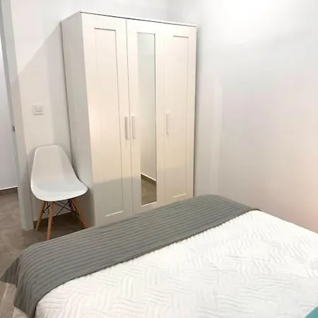 Gran Casa En El Centro De Hébergement de vacances *