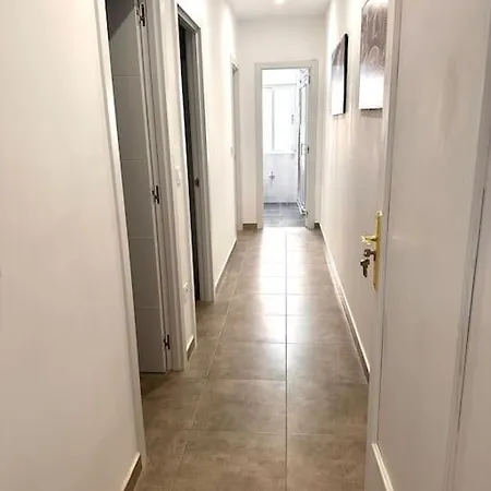 Gran Casa En El Centro De Hébergement de vacances *
