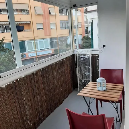Gran Casa En El Centro De Hébergement de vacances *