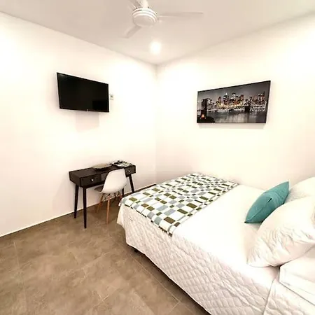 Gran Casa En El Centro De